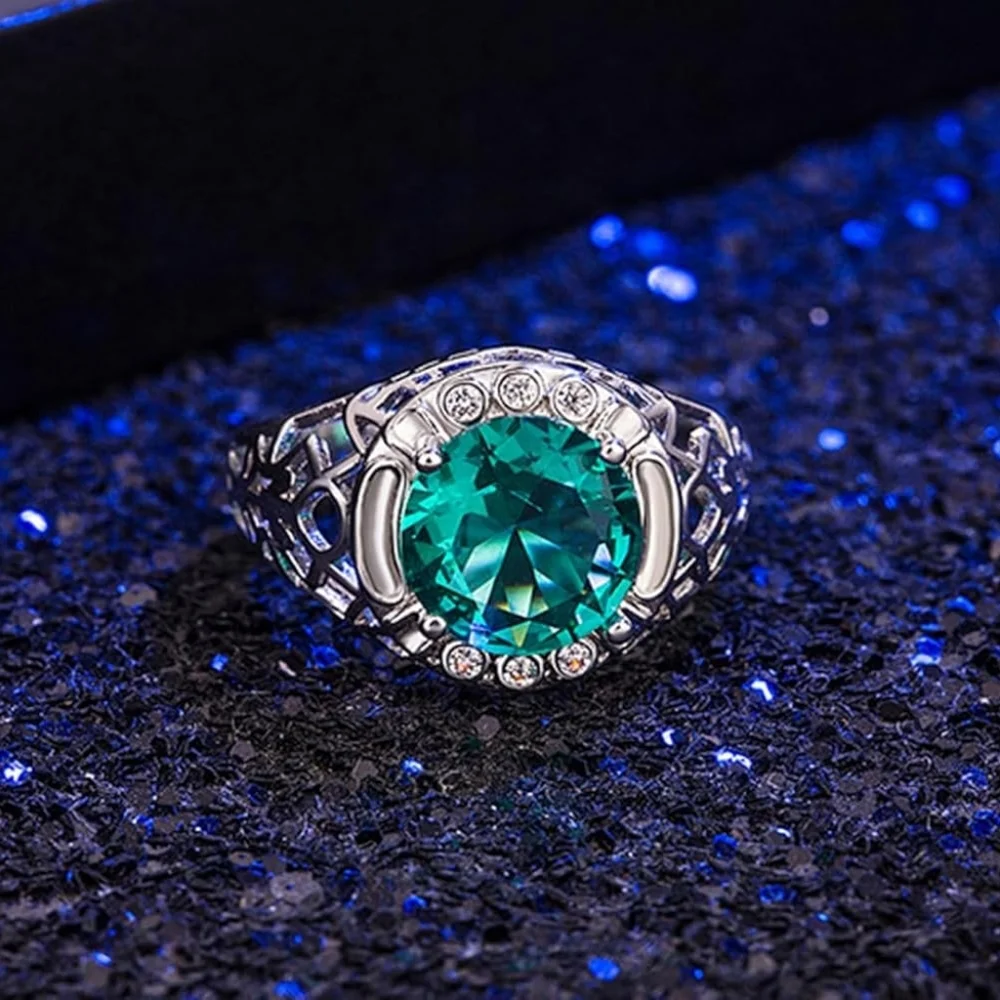Classic 925 Green and Silver Ring with Intricate Metalwork Sz 10